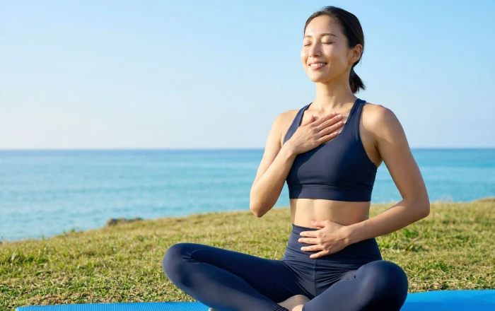 ゆるめて深まる呼吸ヨガ